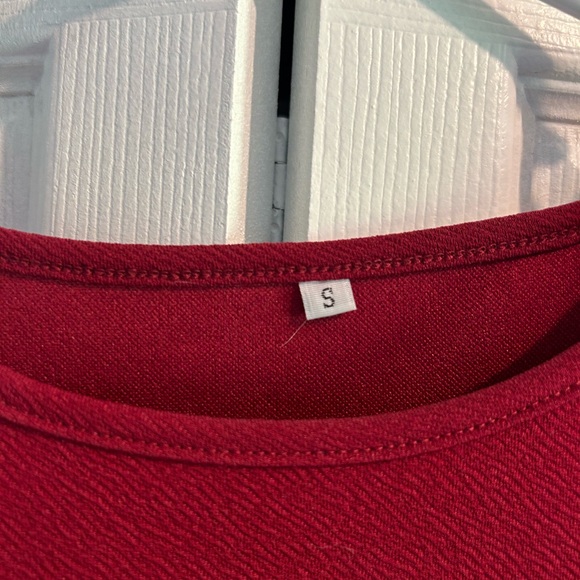 Basic red Amazon dress SMALL - Picture 2 of 3